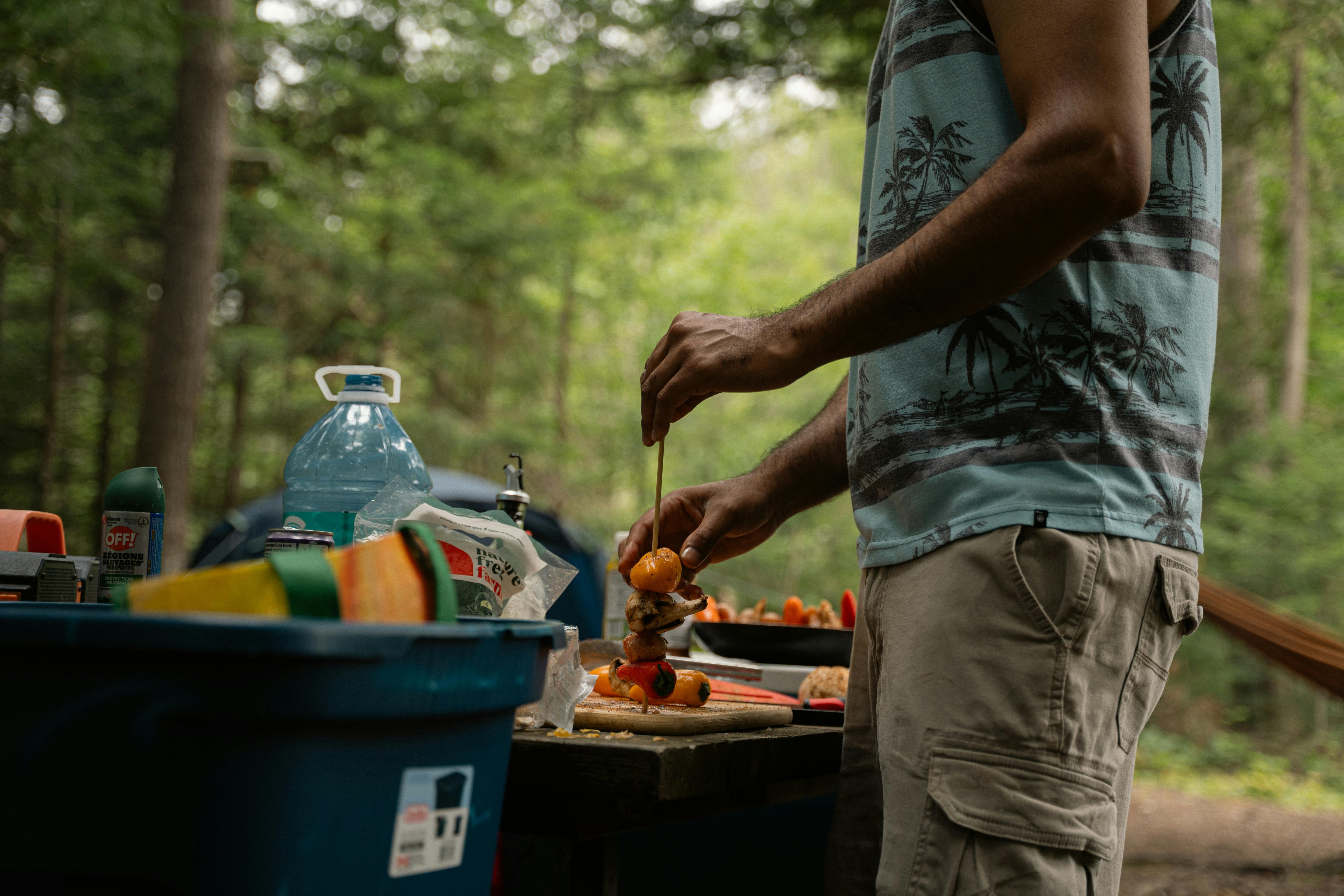 Wood vs. Gas Fire Pits: Which is Best for Cooking While Camping?